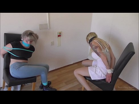 ❤️ Залежний / зв'язаний і з кляпом / дівчина в біді ❤️❌ Секс-відео у нас uk.yourxxxvideos.ru ❌️